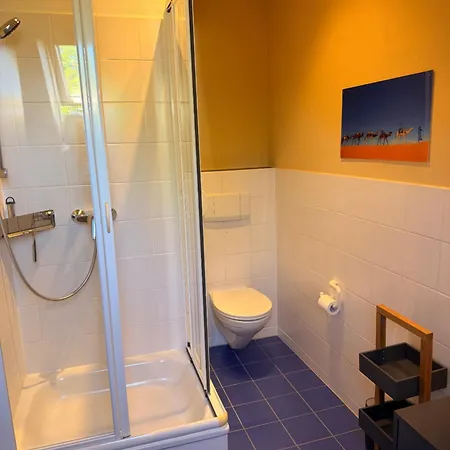 Einladende Dg-wohnung Mitten Im Starnberger 5-seenland *